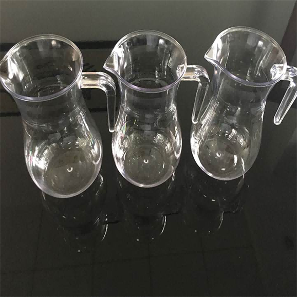M&aacute;quina de moldeo por inyecci&oacute;n y soplado de copa de champ&aacute;n y vino de pl&aacute;stico
